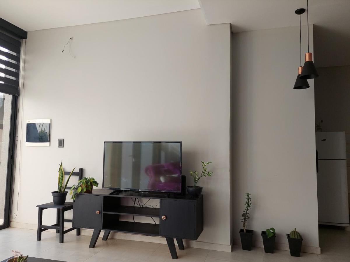 Residencia Frida Apartment เรซิสเตนเซีย ภายนอก รูปภาพ